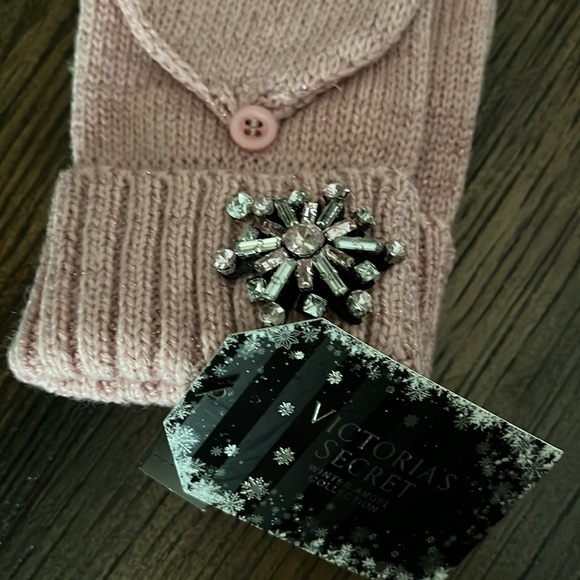 Victoria's Secret Snowflake Sparkle Fingerless Convertible Mittens NWT - Picture 5 of 7